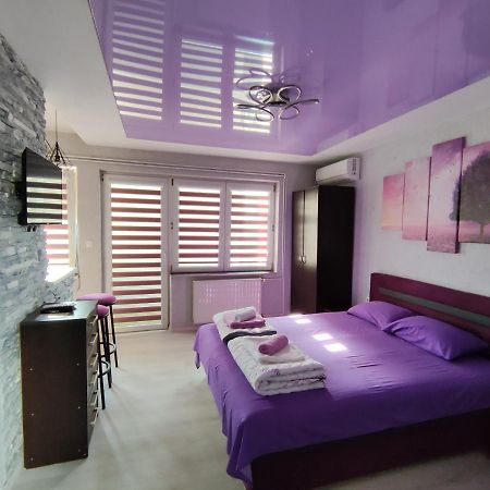 Centrum Lux Apartment Nis Luaran gambar