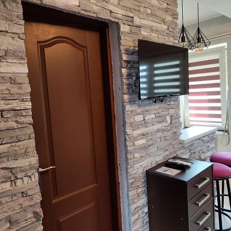 Centrum Lux Apartment Nis Luaran gambar