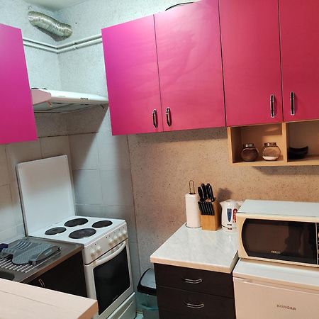 Centrum Lux Apartment Nis Luaran gambar